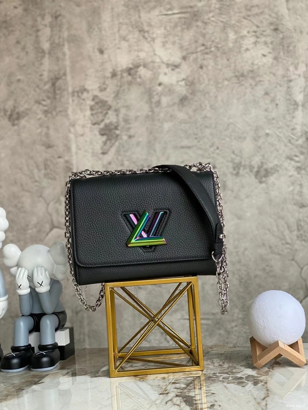 Frstbag ru VUITTON TWIST MM LOUIS 0812